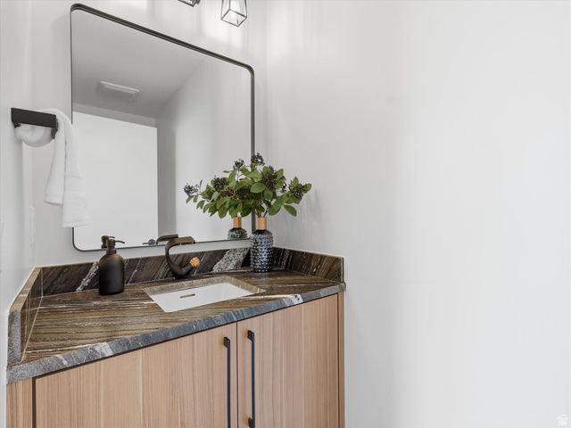 1038 E NORTHBONNEVILLE DR, Salt Lake City, UT 84103