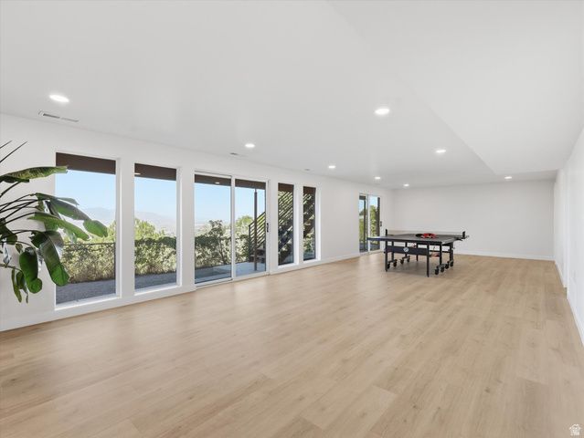 1038 E NORTHBONNEVILLE DR, Salt Lake City, UT 84103