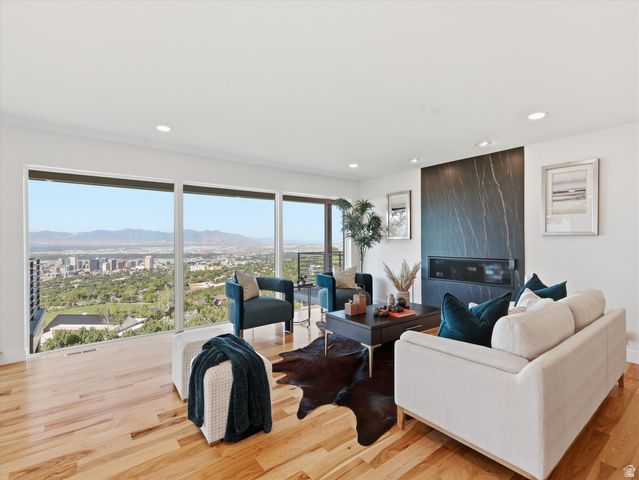 1038 E NORTHBONNEVILLE DR, Salt Lake City, UT 84103