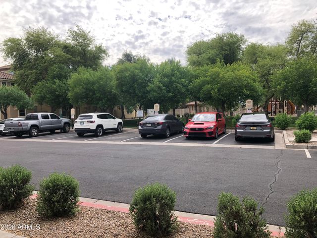 451 S HAWES Road 32, Mesa, AZ 85208