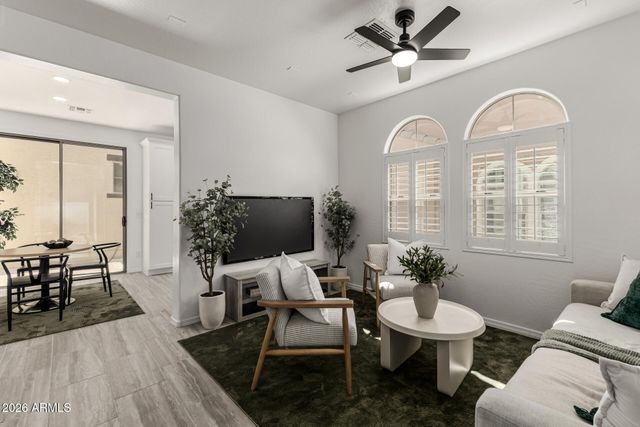 451 S HAWES Road 32, Mesa, AZ 85208