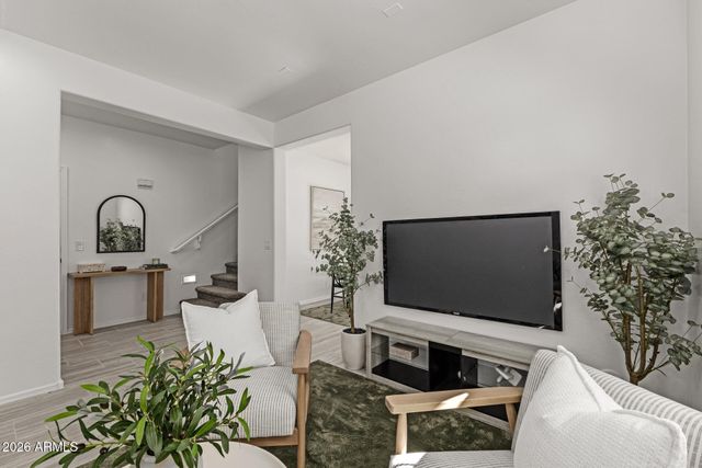 451 S HAWES Road 32, Mesa, AZ 85208