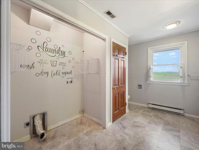 9931 MCCLANAHAN RD, Greencastle, PA 17225