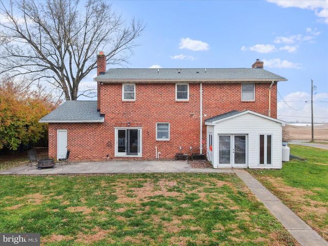 9931 MCCLANAHAN RD, Greencastle, PA 17225