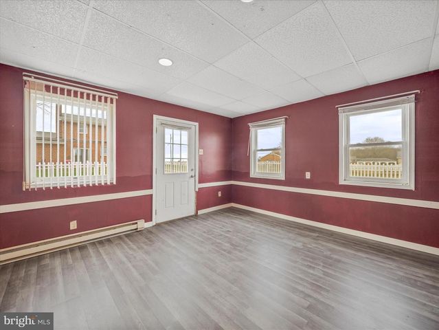 9931 MCCLANAHAN RD, Greencastle, PA 17225