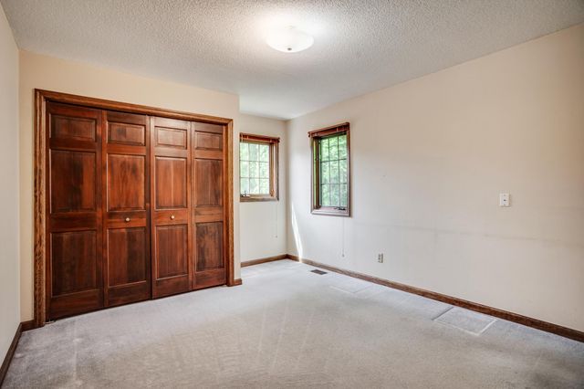 16760 N Manor Road, Eden Prairie, MN 55346