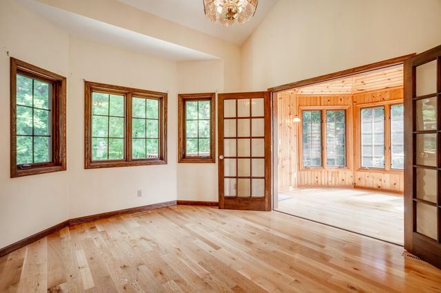 16760 N Manor Road, Eden Prairie, MN 55346