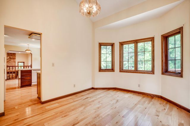 16760 N Manor Road, Eden Prairie, MN 55346
