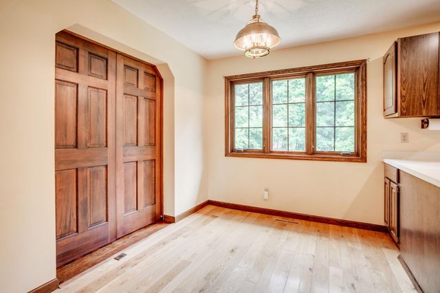 16760 N Manor Road, Eden Prairie, MN 55346