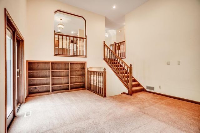 16760 N Manor Road, Eden Prairie, MN 55346