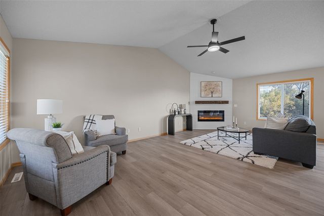 74 Andrea Ct., Iowa City, IA 52246