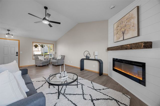 74 Andrea Ct., Iowa City, IA 52246