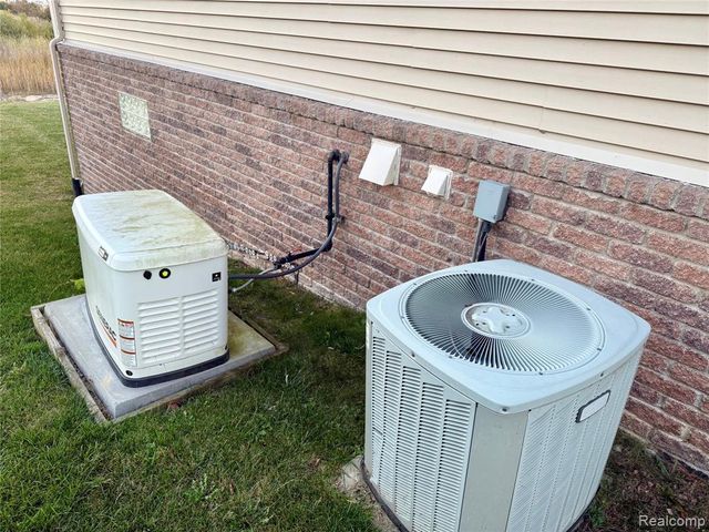 1176 Rutherford Street, Lapeer, MI 48446