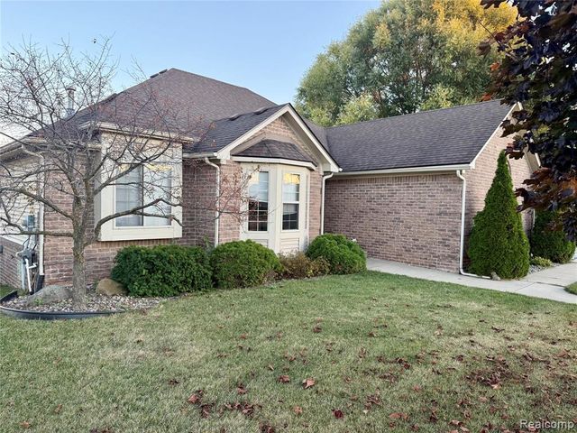 1176 Rutherford Street, Lapeer, MI 48446