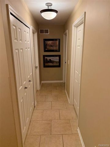 1176 Rutherford Street, Lapeer, MI 48446