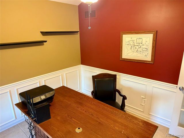 1176 Rutherford Street, Lapeer, MI 48446