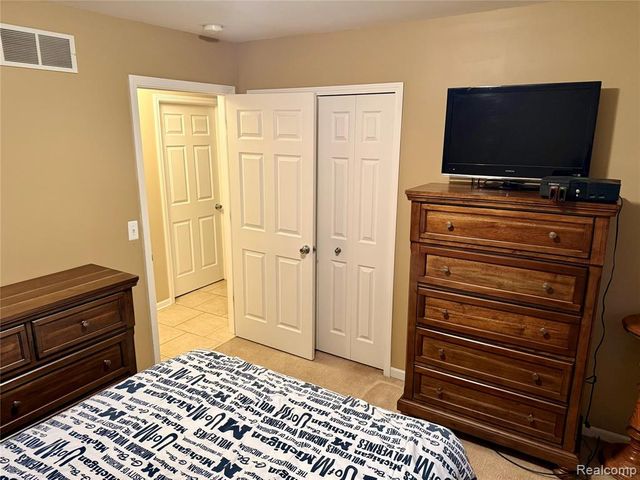 1176 Rutherford Street, Lapeer, MI 48446