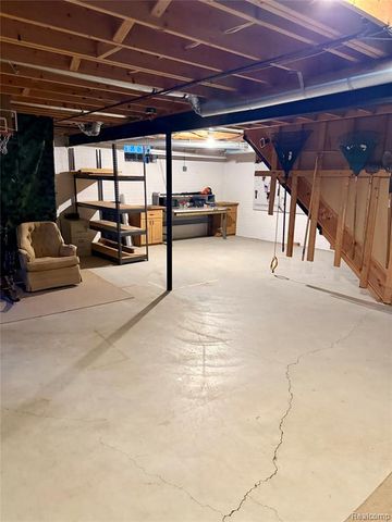 1176 Rutherford Street, Lapeer, MI 48446