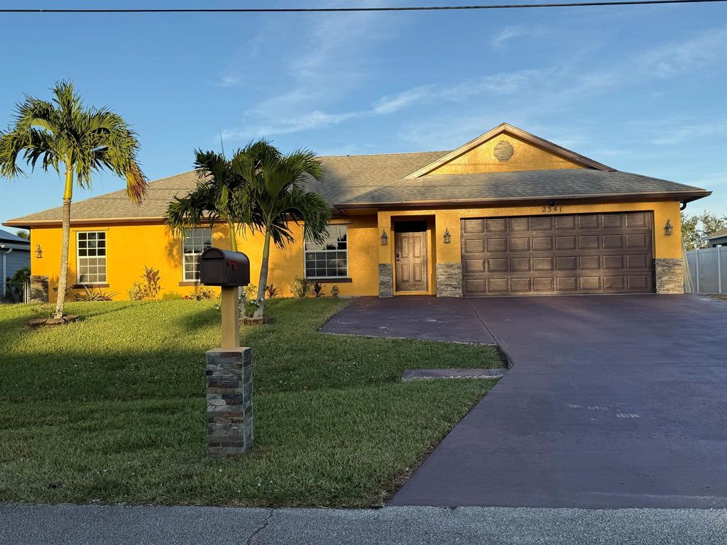 2341 SW Halissee Street, Port St Lucie, FL 34952