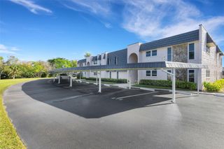 212 FERNWOOD CIRCLE 212, Seminole, FL 33777