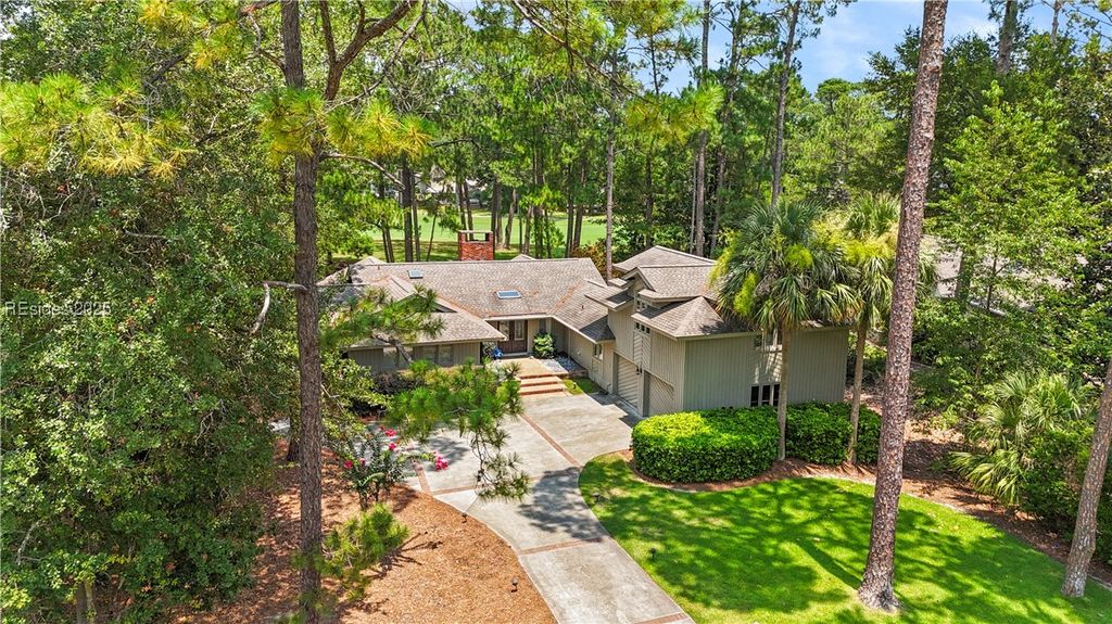 34 Club Course Dr, Hilton Head Island, SC 29928