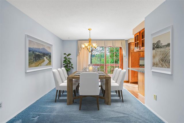 107 Agate Dr, Verona, PA 15147