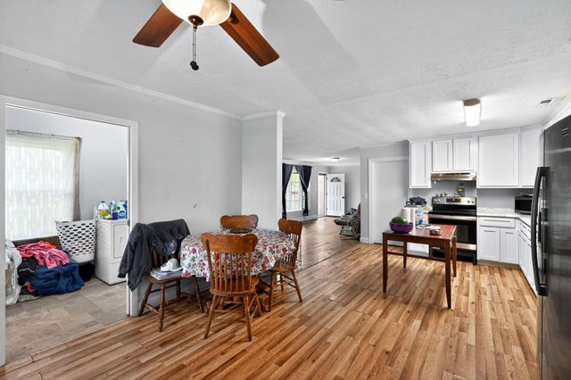 1083 Mattox Town Rd, Lawrenceburg, TN 38464