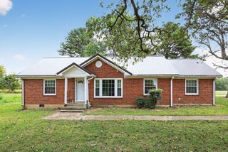 1083 Mattox Town Rd, Lawrenceburg, TN 38464