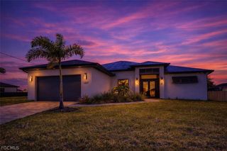 1227 NW 40th PL, Cape Coral, FL 33993