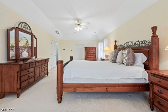 36 Matrick Ct, Hillsborough Twp., NJ 08844