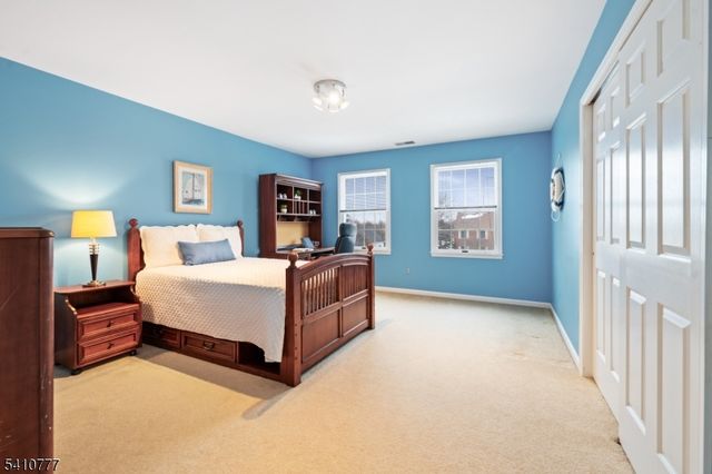 36 Matrick Ct, Hillsborough Twp., NJ 08844