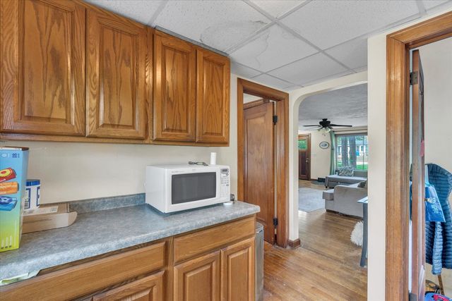 408 32nd Avenue, Moline, IL 61265