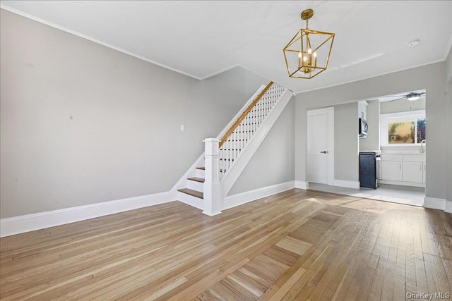 160 Argyle Avenue, Uniondale, NY 11553