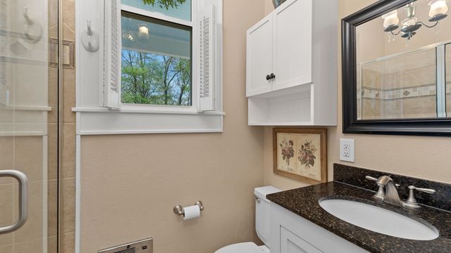 606 E Hiram, Atlanta, TX 75551