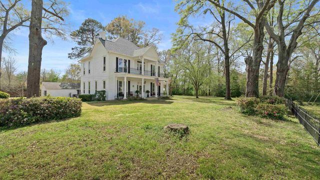 606 E Hiram, Atlanta, TX 75551