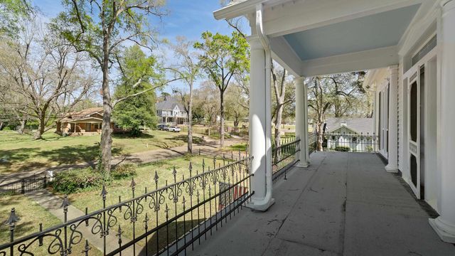 606 E Hiram, Atlanta, TX 75551