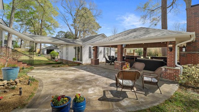 606 E Hiram, Atlanta, TX 75551