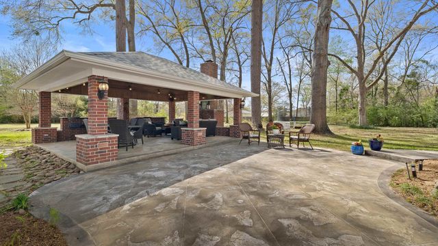 606 E Hiram, Atlanta, TX 75551