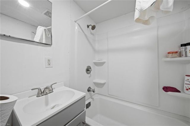 2326 Elm AVE, Portsmouth, VA 23704