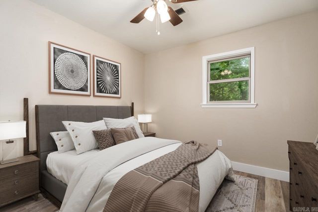 4 Simmons Lane, Conway, AR 72032