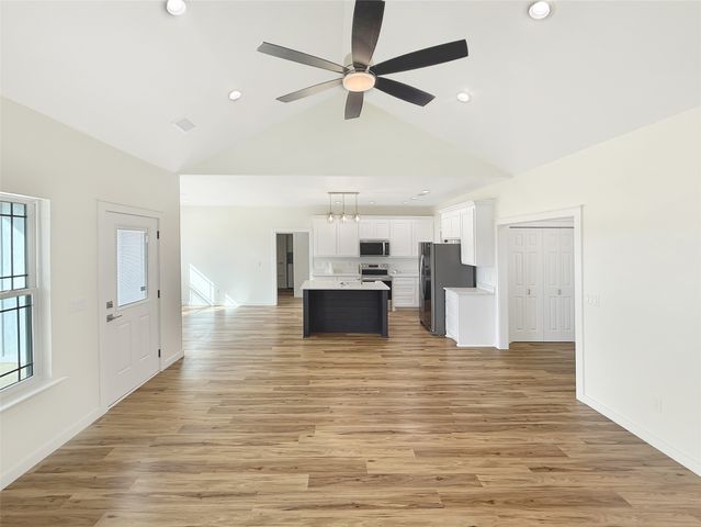 6472 Old Clarksville Road, Reno, TX 75462