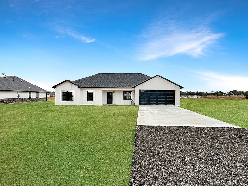 6472 Old Clarksville Road, Reno, TX 75462