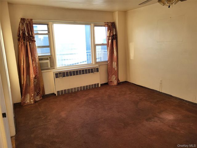 3131 Grand Concourse 8H, Bronx, NY 10468