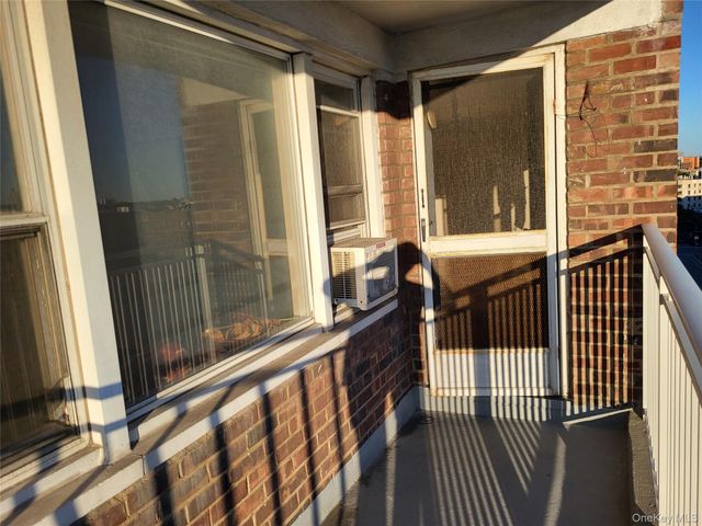 3131 Grand Concourse 8H, Bronx, NY 10468