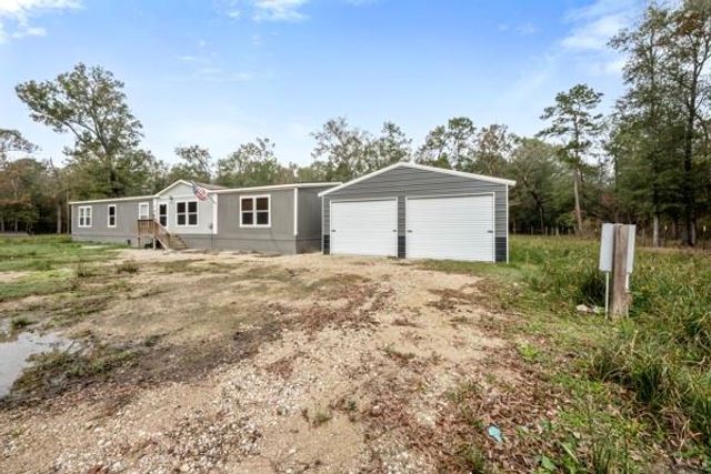 478 County Road 647, Dayton, TX 77535