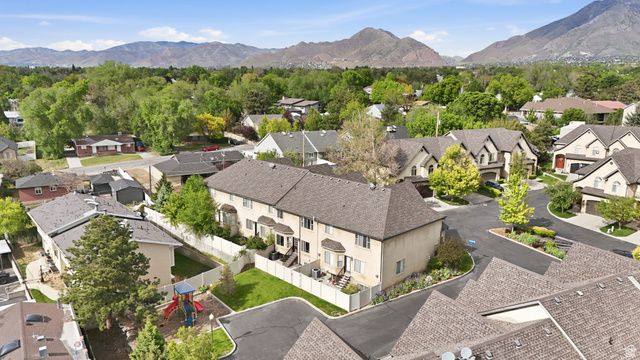 4468 S ARCHER GARDEN CT, Holladay, UT 84117