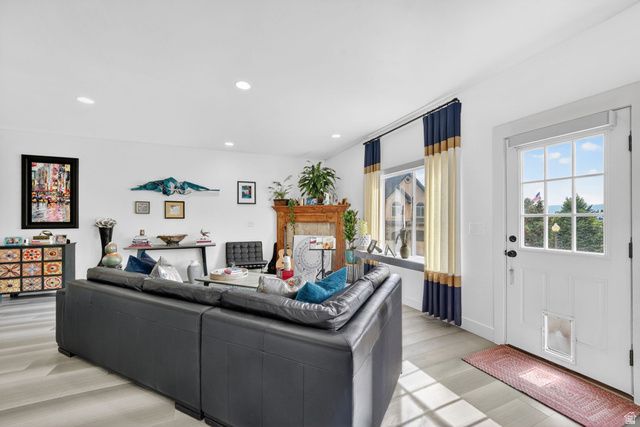 4468 S ARCHER GARDEN CT, Holladay, UT 84117