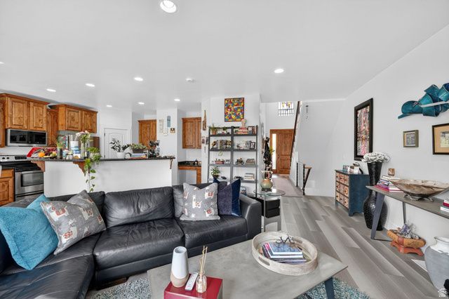 4468 S ARCHER GARDEN CT, Holladay, UT 84117