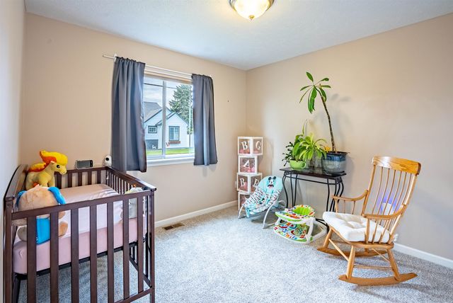 14319 E Cloverdale Ln, Spokane Valley, WA 99216