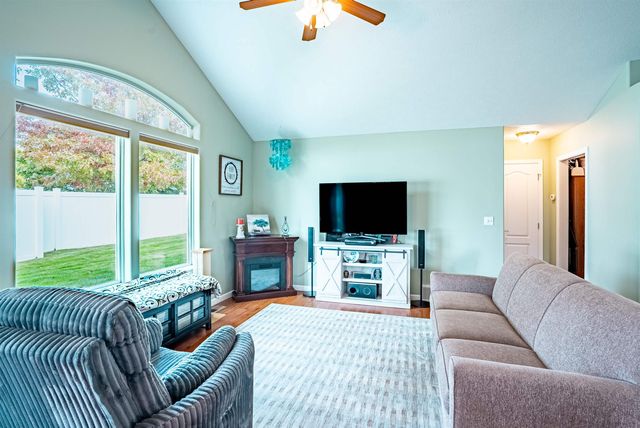 14319 E Cloverdale Ln, Spokane Valley, WA 99216